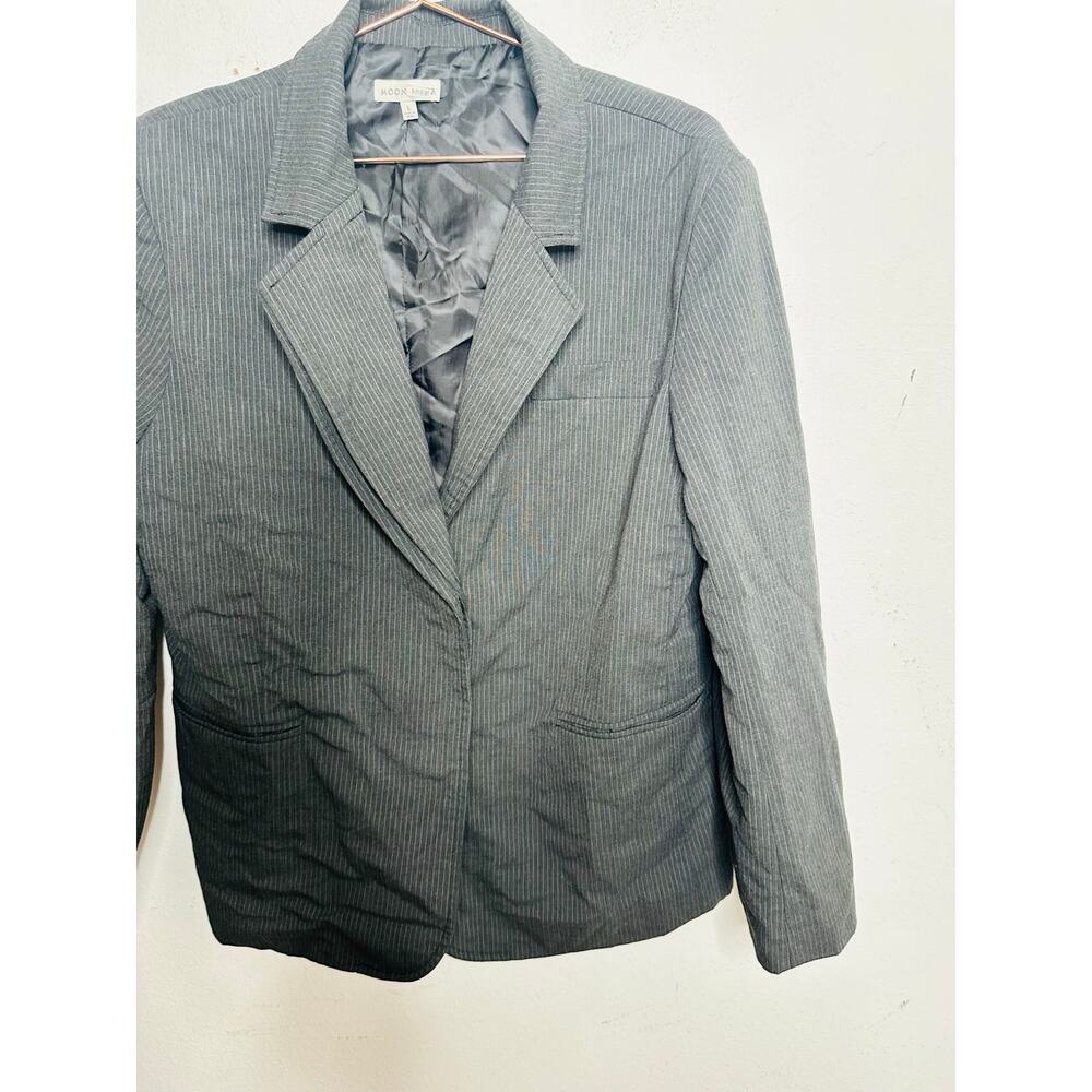 MOON RIVER Gray Pinstripe Double Layered Front Button Blazer Jacket sz Medium - Picture 8 of 16
